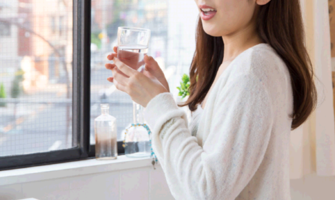 「水を飲んでも太るんです…」そう思い込みたい女性の多さに驚き